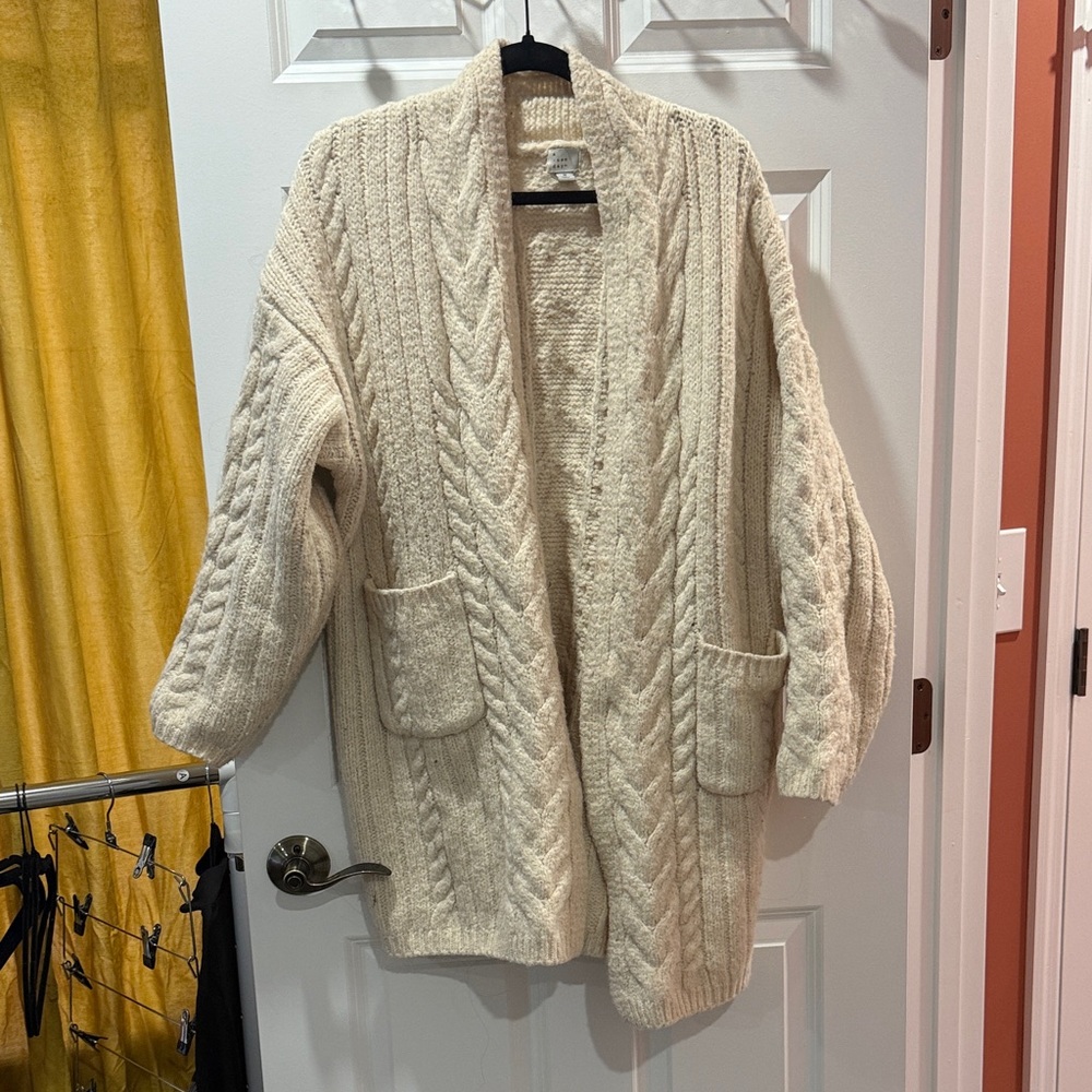 Cozy Cream Cable Knit Sweater oversized